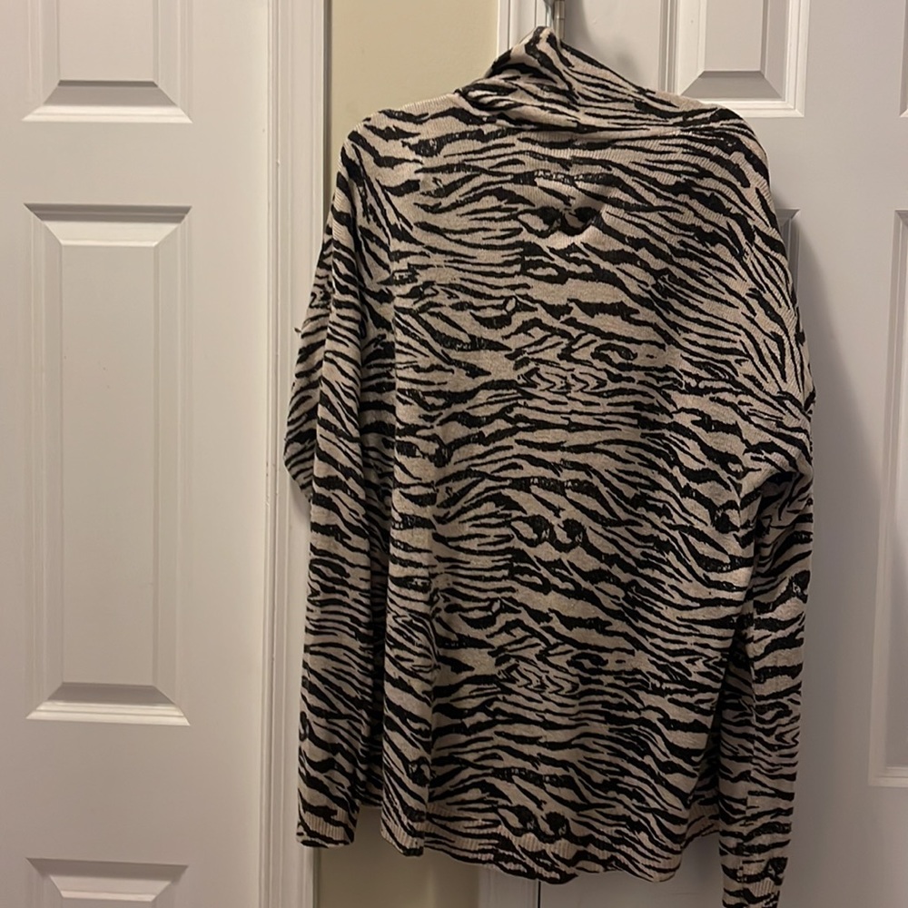 Cardigan Sweater - Picture 3 of 3